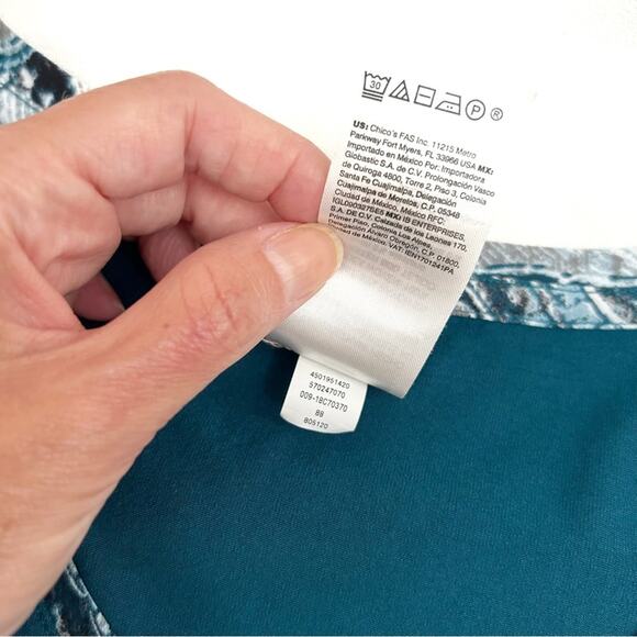 Chico’s Blue Multicolor Paisley Floral Woven Back Tunic Top, Size 1=Small - Picture 13 of 14